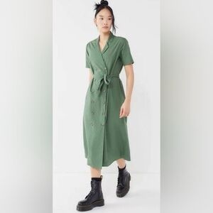 Urban Outfitters holly double breasted midi shirt dress, military green small